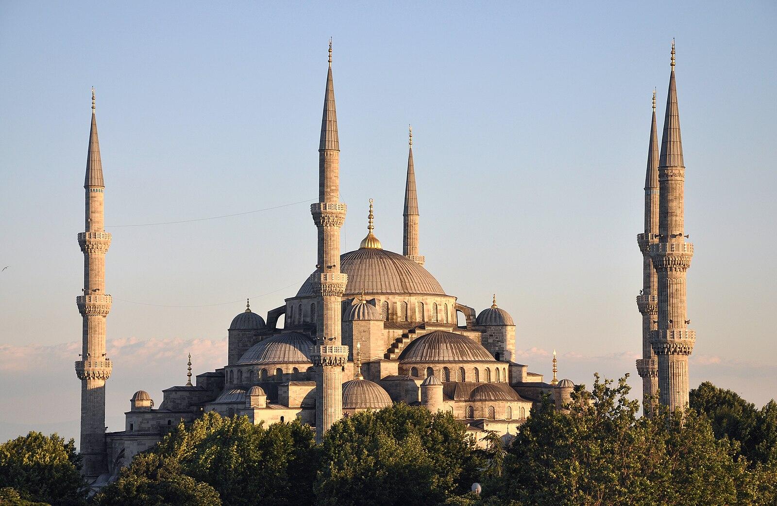 Discovering Istanbul: A Timeless Journey Through Turkey’s Enchanting City