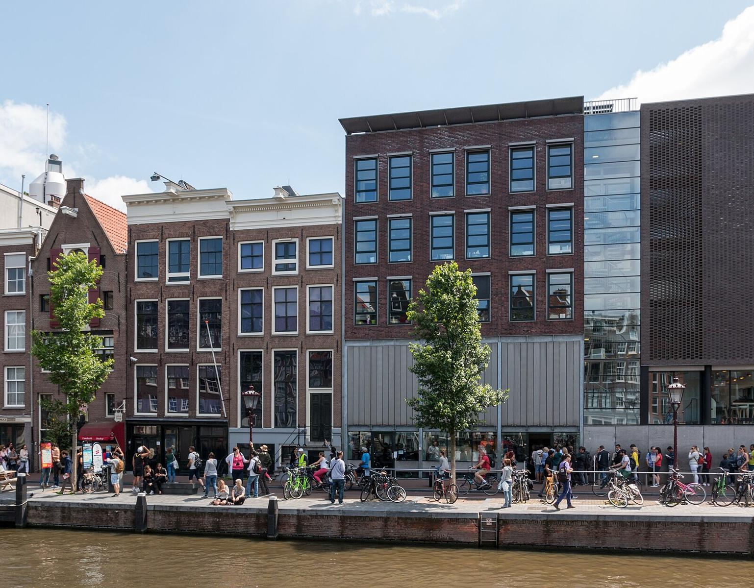 Anne Frank House in Amsterdam: Walk Through History Close-Up