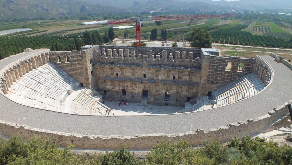 Aspendos teatro romano - panoramio