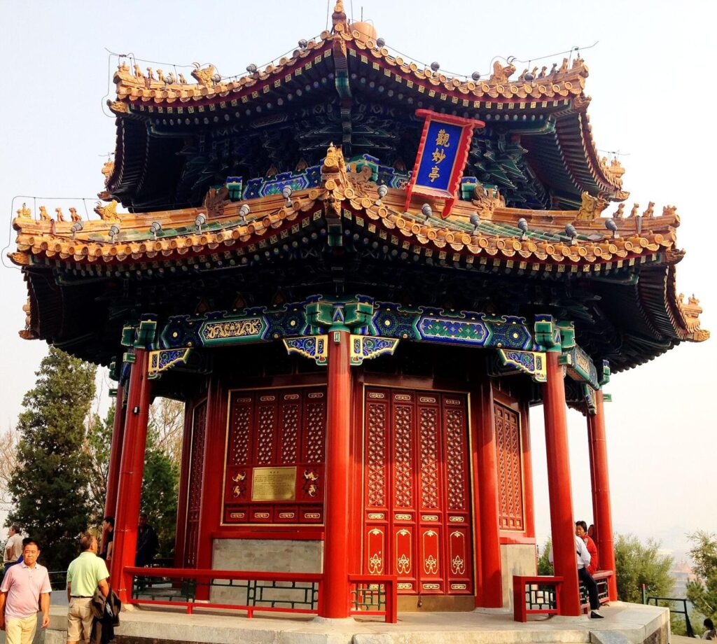 Gfp-beijing-jingshan-small-pavilion