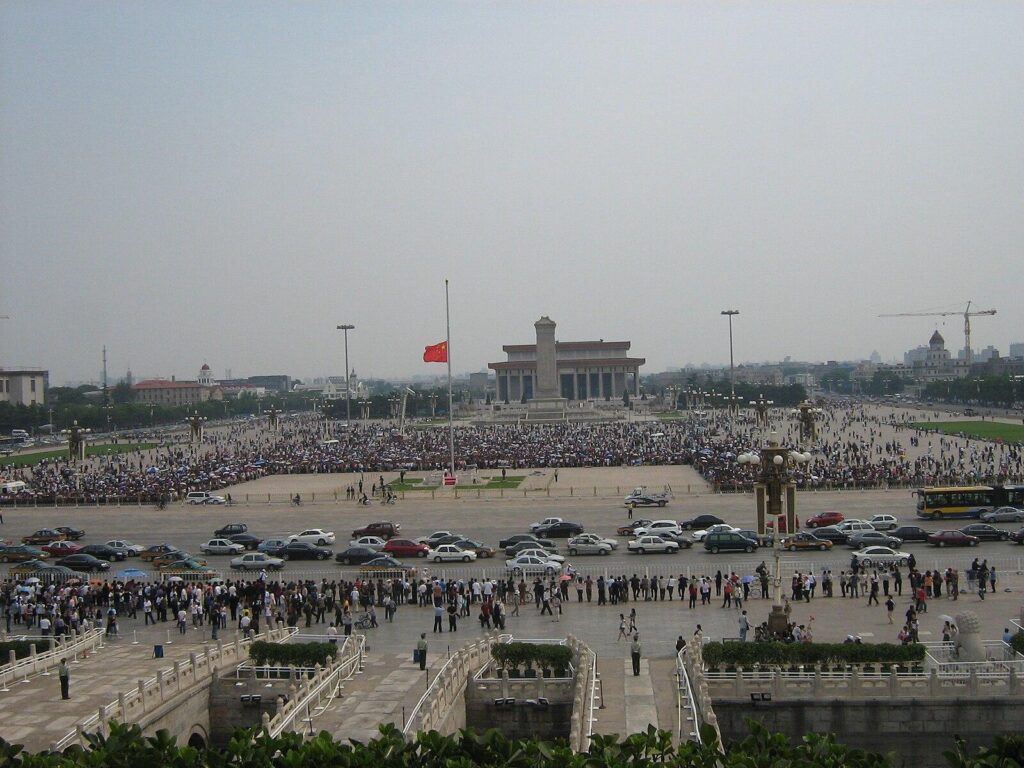 National mourning for 2008 Sichuan earthquake victims - Tiananmen Square, Beijing, 2008-05-19