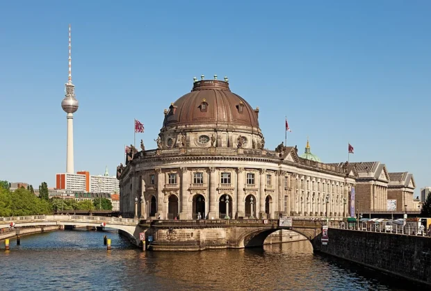 Step Into Berlin’s Museum Island: A Walk Through Time and Beauty