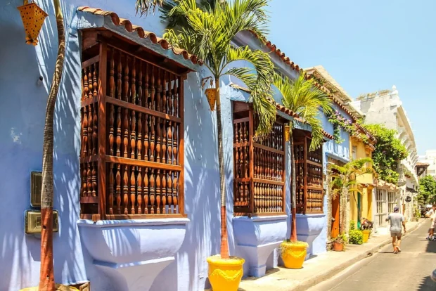Find Cartagena’s Rhythm: Let the Streets and Stories Move You
