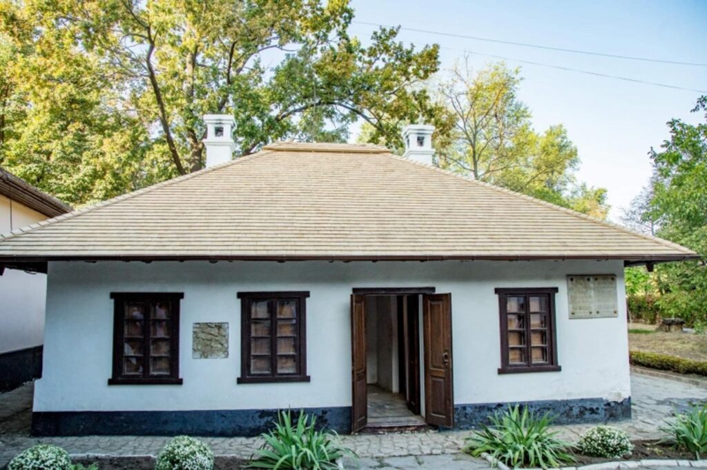 Președintele țării a vizitat Casa-muzeu „A. Pușkin” din Chișinău 6
