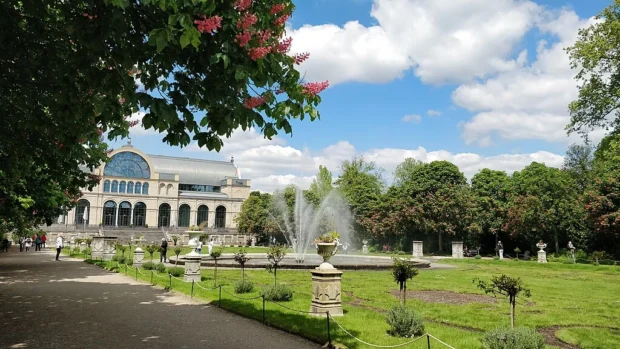 Palais.Flora