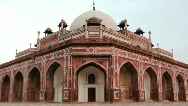 Celebrating the diagonal symmetry of Humayun's tomb