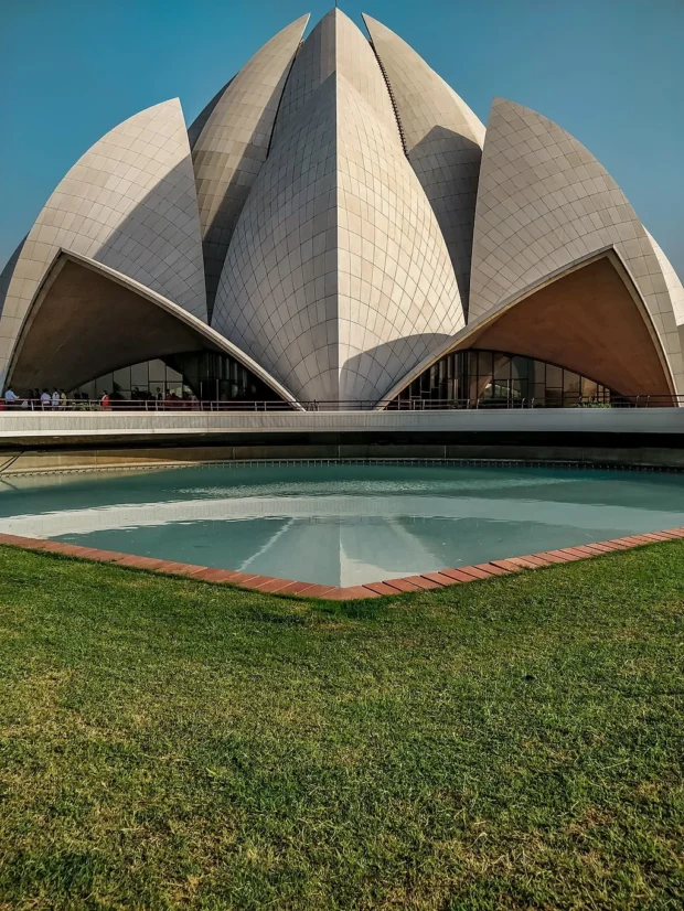 Delhi, India, Lotus Temple LOTUS TEMPLE-DELHI-03-min