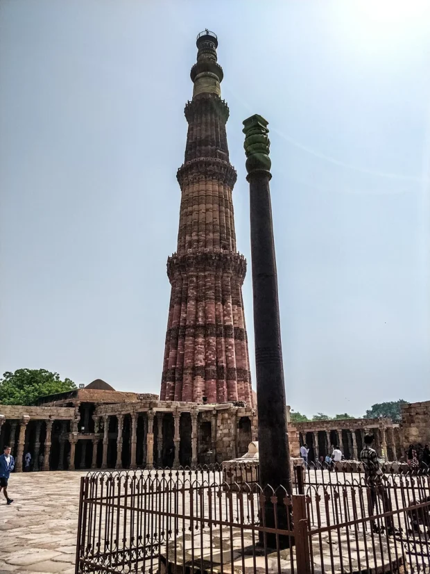 IRON PILLAR WITH QUTUB MINAR-NEW DELHI-02