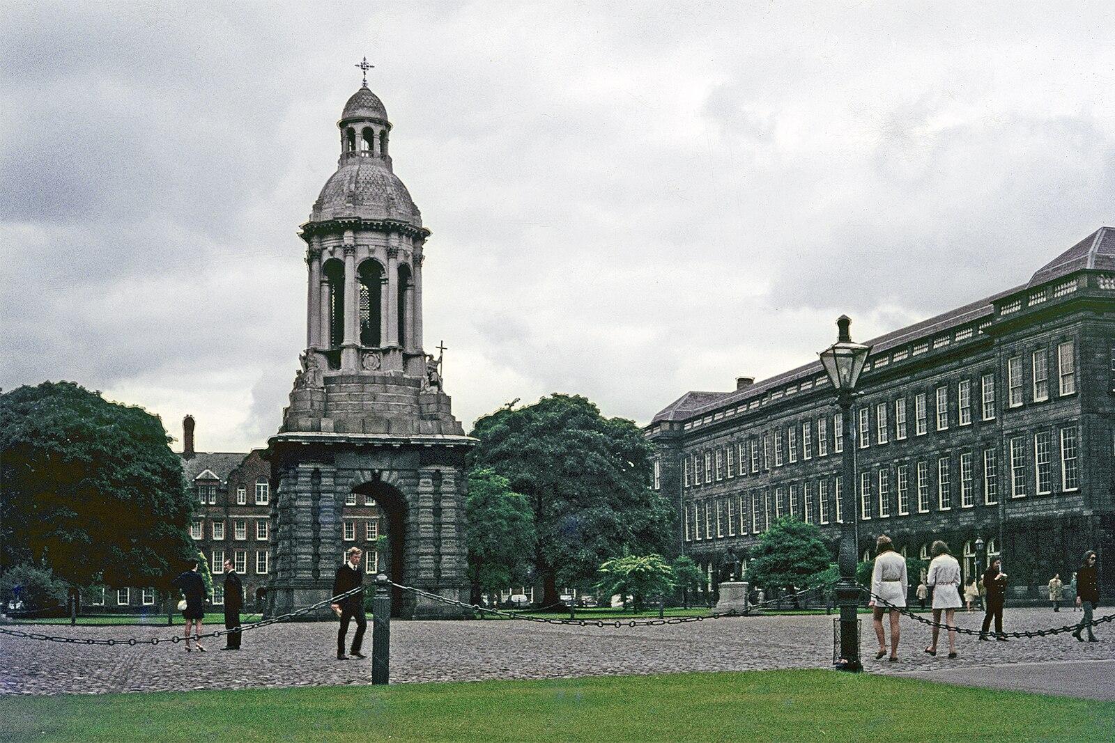 Best Places to See and Eat in Dublin, Ireland Right Now