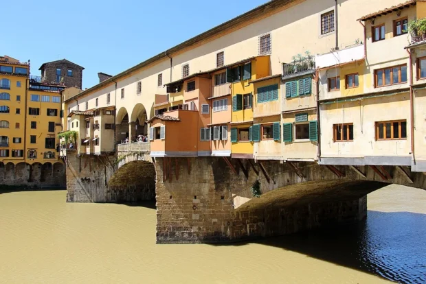 Florence, Italy, Ponte Vecchio View From River Firenze - Ponte Vecchio (41954710204)