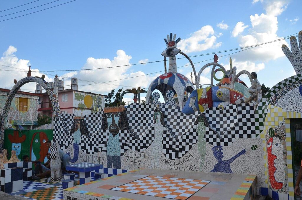 The neighborhood around the studio of Jose Fuster (11741939546)