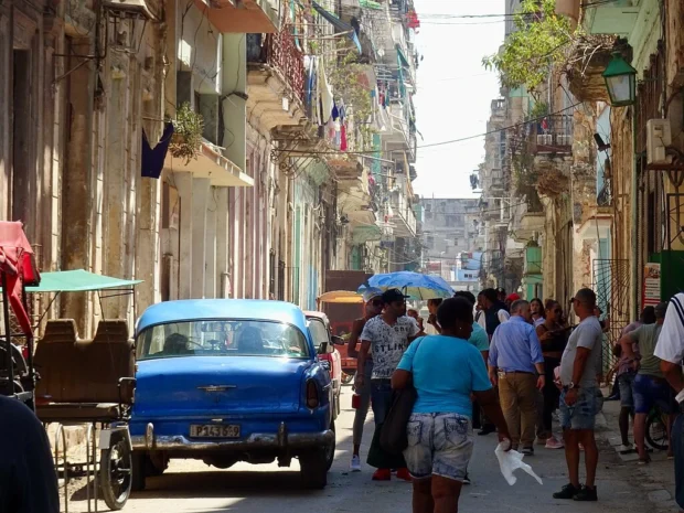 Wander Old Havana’s Colorful Streets and Timeless Energy