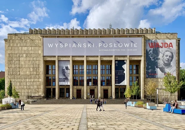 Building of the National Museum in Kraków, 01