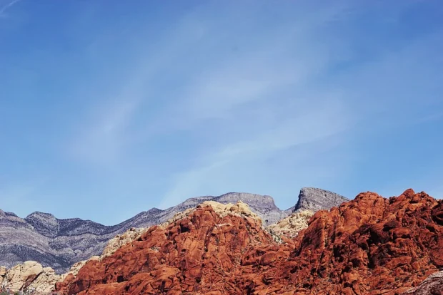 Desert Mountain Ridge (Unsplash)