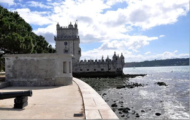 Lisboa 0186 (18845792454)