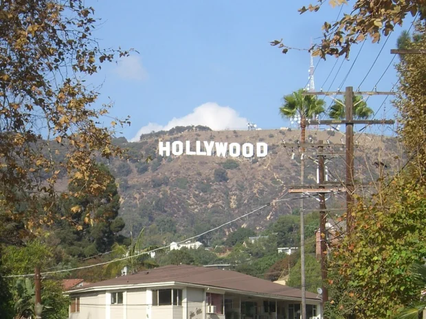 Feel the Pulse of Los Angeles at the Hollywood Sign