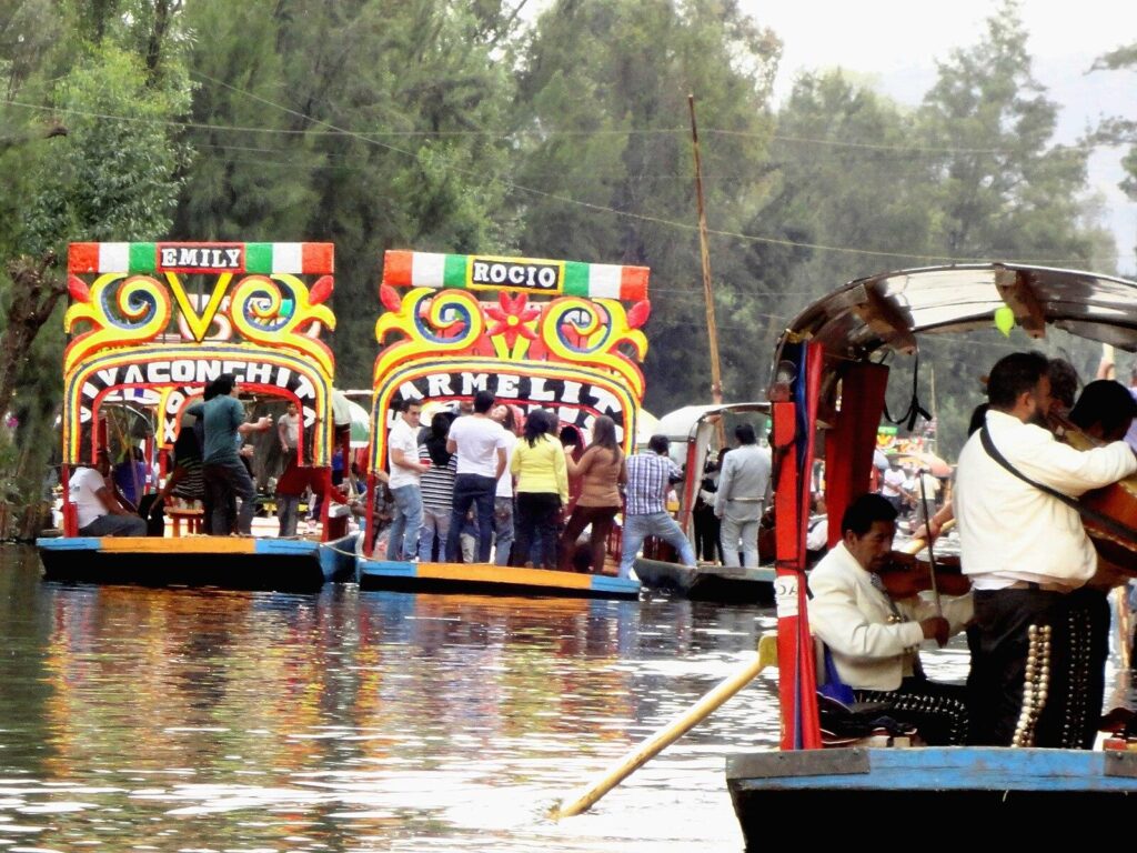 Mariachis - Xochimilco, Ciudad de México II
