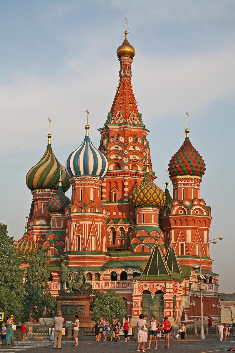 Saint Basil’s Cathedral Moscow: Colorful History and Visit Guide