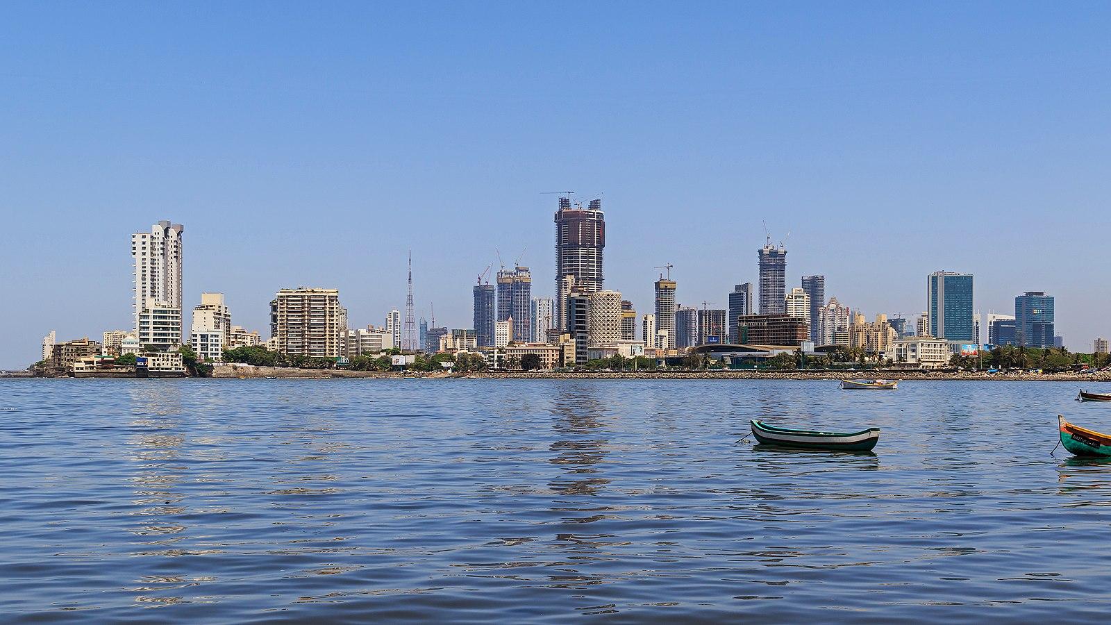 Mumbai 03-2016 10 skyline of Lotus Colony