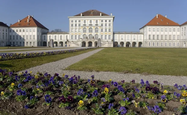 Exterior del Palacio de Nymphenburg, Múnich, Alemania70