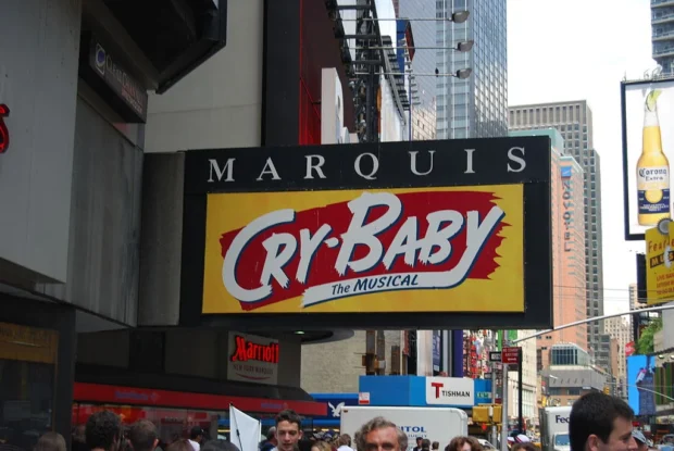 EM BROADWAY (2741946977)