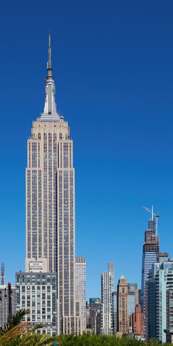 Empire State Building New York: Night Views and Secret Stories