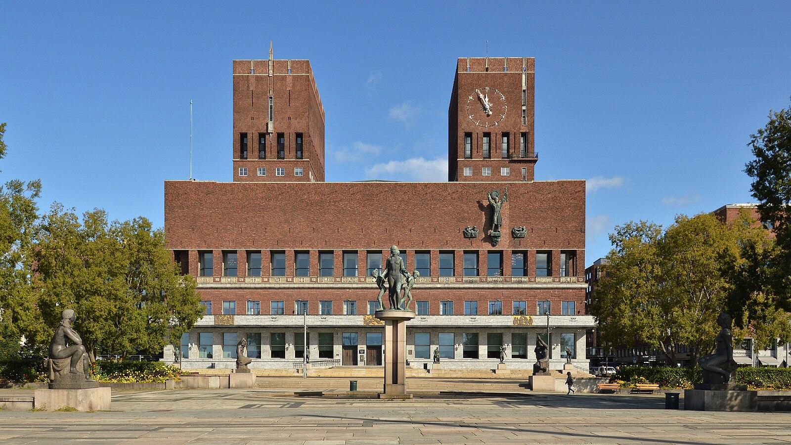 Visit Oslo Norway: A City of Fjords, History, and Surprises