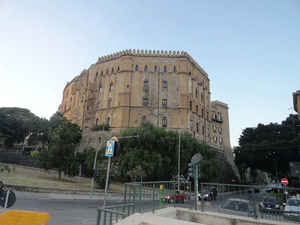Palazzo dei Normanni back view, Palermo, Sicily, Italy (9459180952)