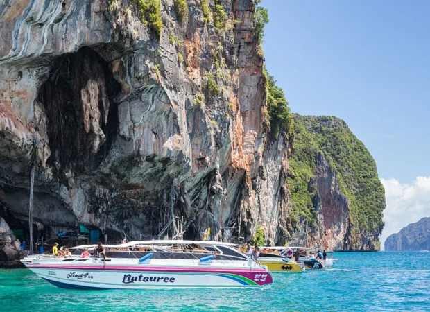 Phuket Island, Phuket, Thailand, Viking Cave Phi Phi Isla Phi Phi Lay, Tailandia, 2013-08-19, DD 09