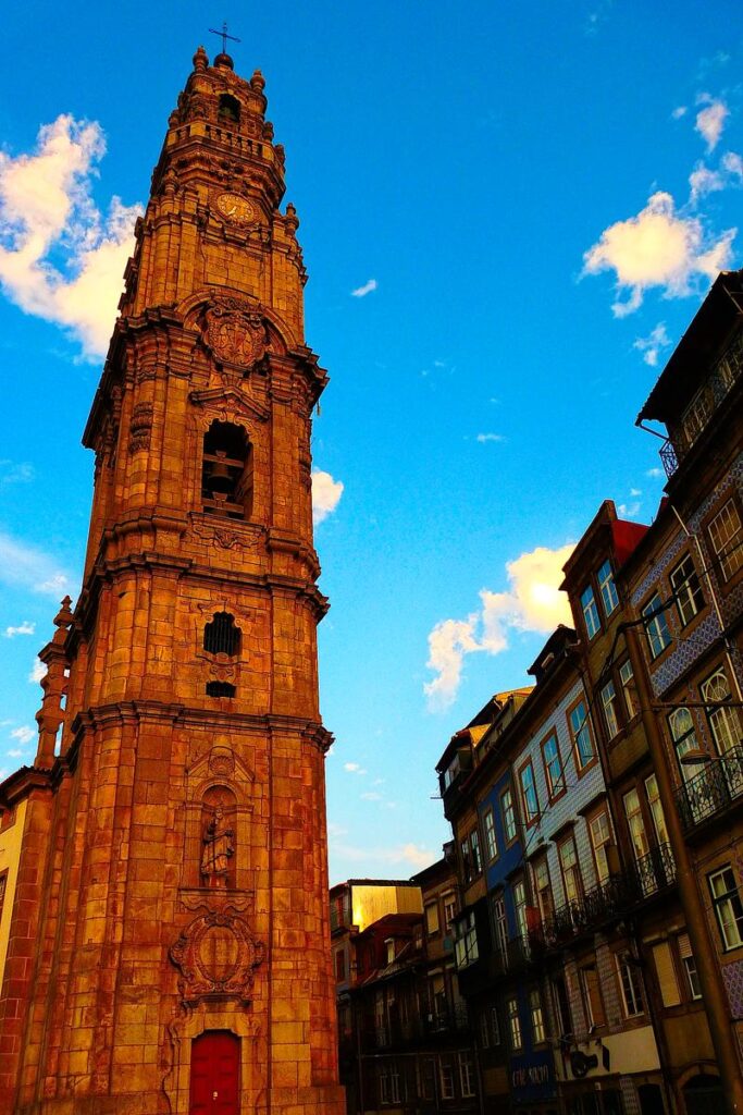 Clérigos Tower - panoramio
