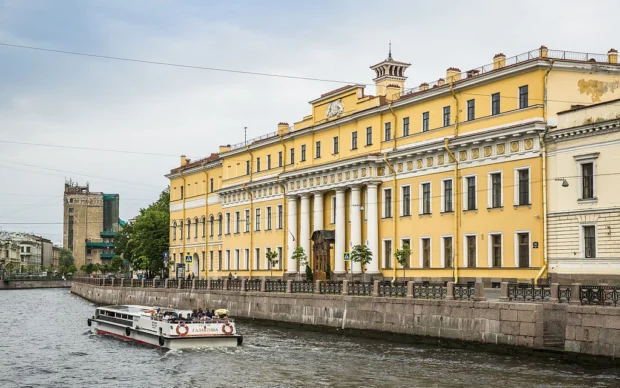 Yusupov Palace on the Moika River 01