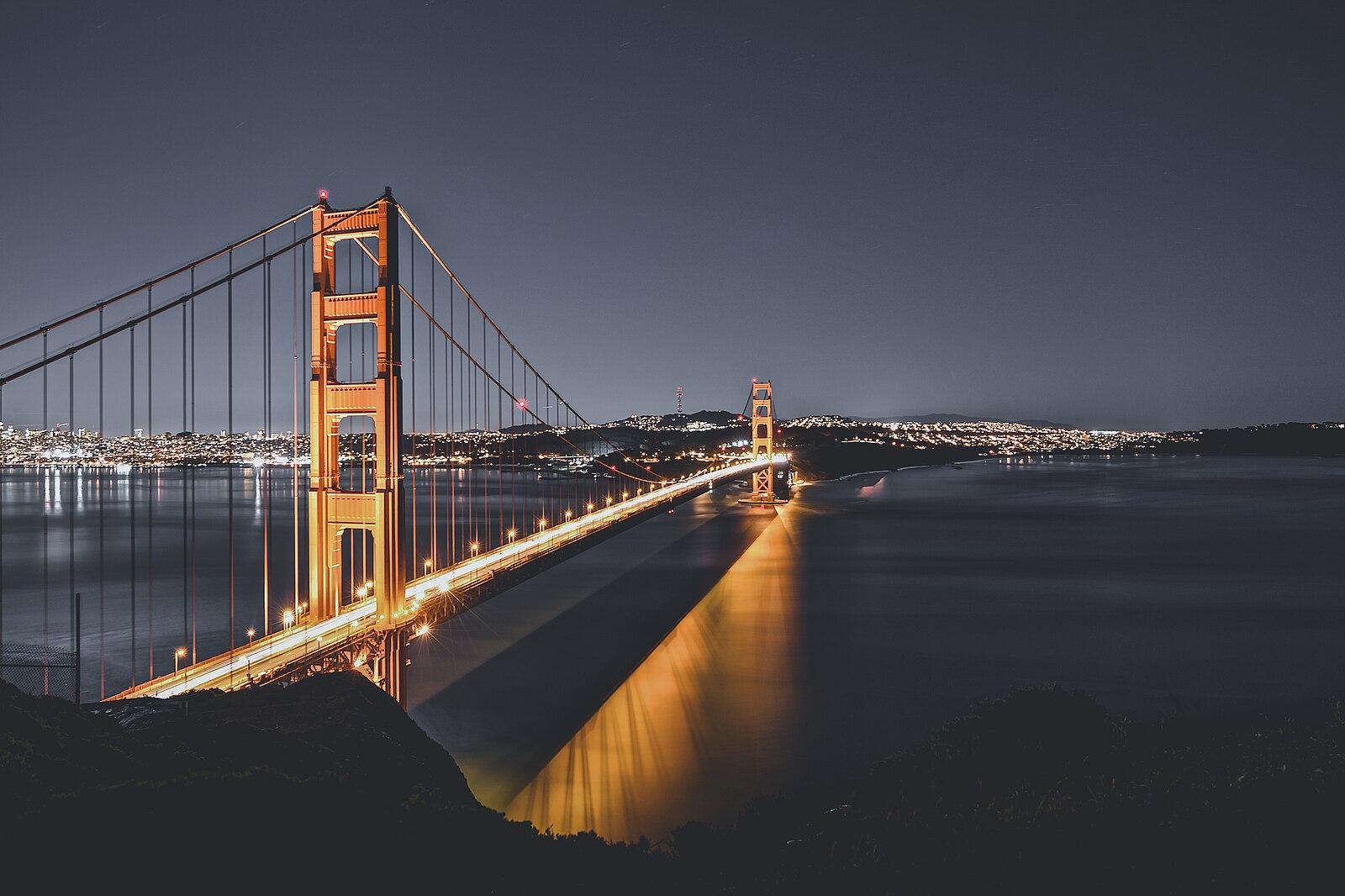 Golden Gate Bridge (Unsplash)