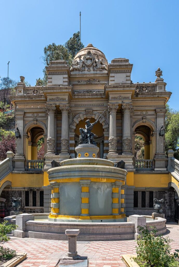 Fuente Neptuno en la Terraza del Cerro Santa Lucía II
