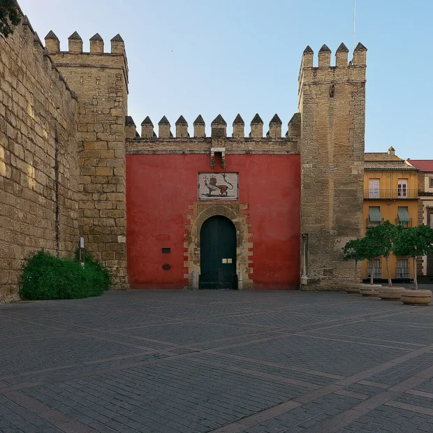 Seville, Spain, Alcazar Seville Lion Gate Puerta del León, Real Alcázar de Sevilla