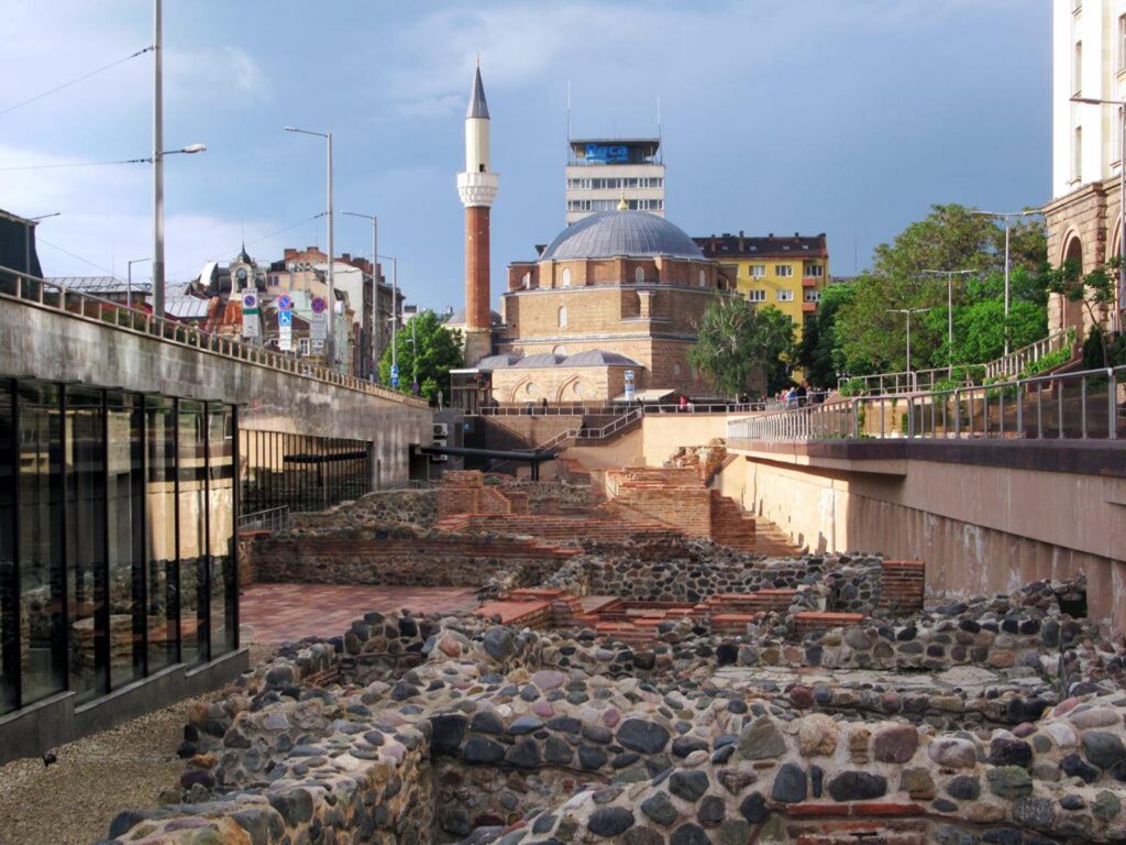 Ruins of Serdica (48831910108)