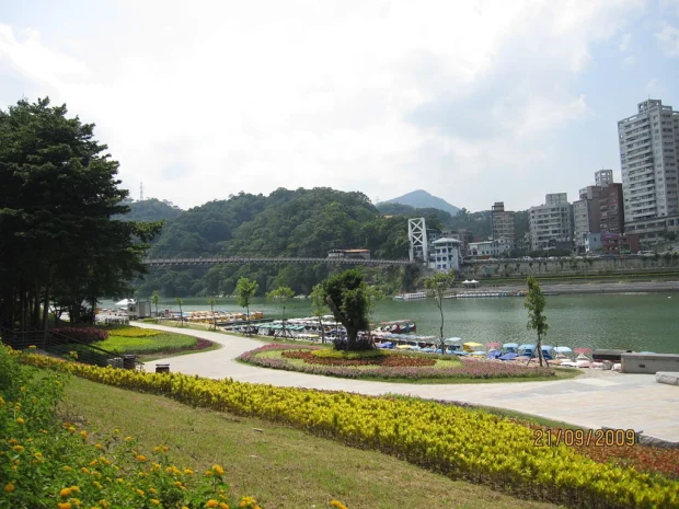 碧潭