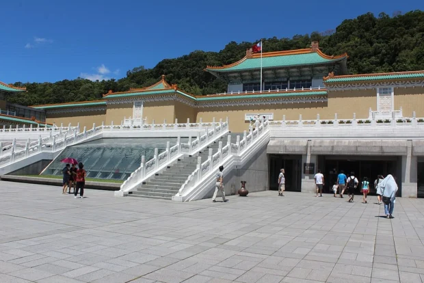 Explore Masterpieces at Taipei National Palace Museum Today